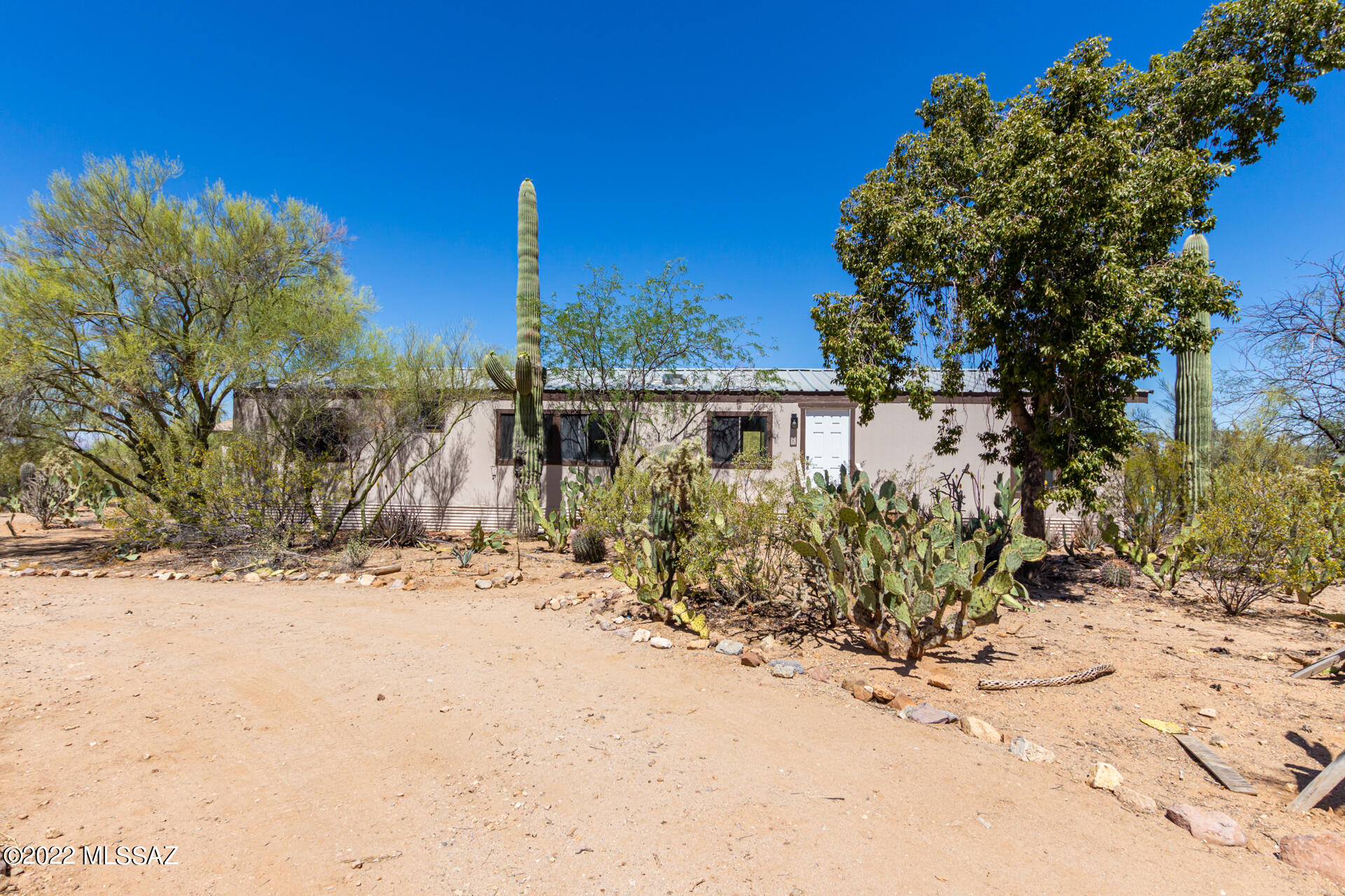 10390 West Ina Road Tucson, AZ 85743 - Photo 5 of 41 Gallery Image 5
