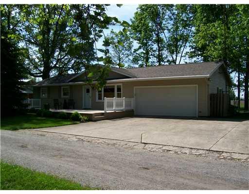 11748 Bay Road Wapakoneta, OH 45895 - Photo 1 of 4 Gallery Image 1