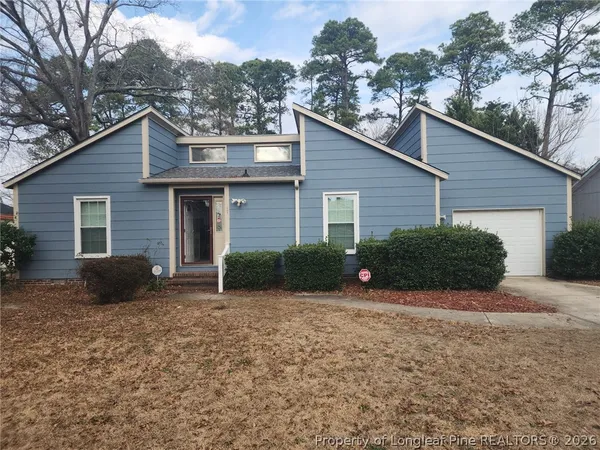 $1,400 | 105 Alexander Lane, Spring Lake, NC 28390