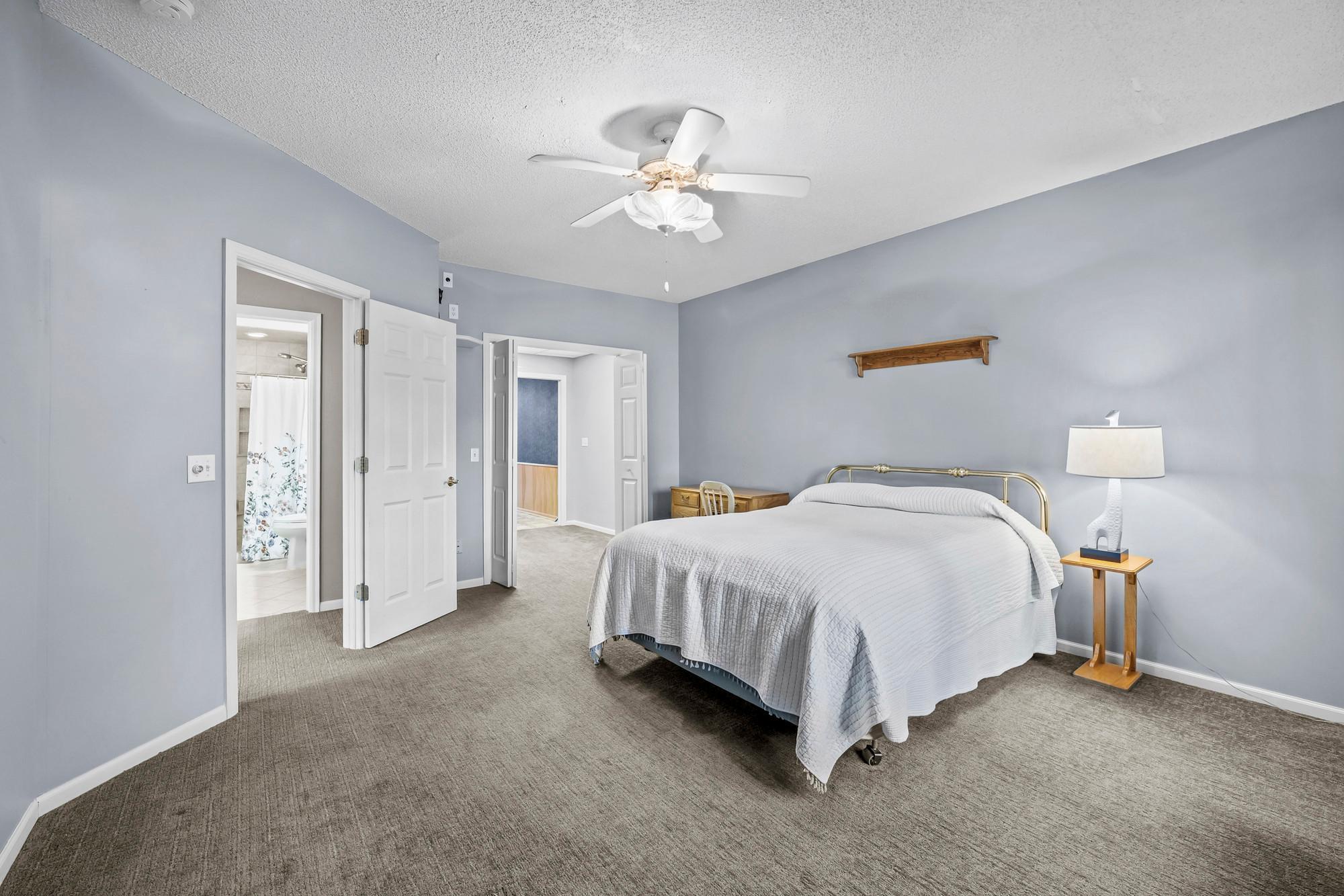 11148 Wyoming Road Bloomington, MN 55438 - Photo 36 of 56 Gallery Image 36
