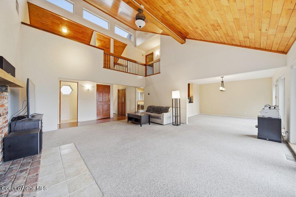7722 West Clemetson Road Coeur D'Alene, ID 83814 - Photo 8 of 53 Living Room