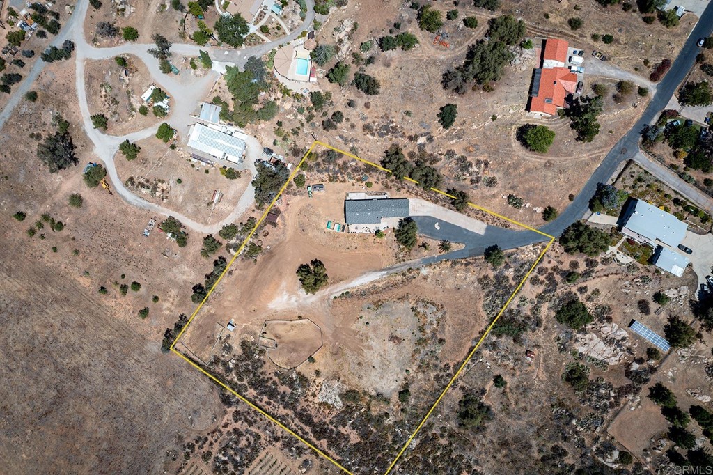 1104 Doomey Drive Ramona, CA 92065 - Photo 2 of 31