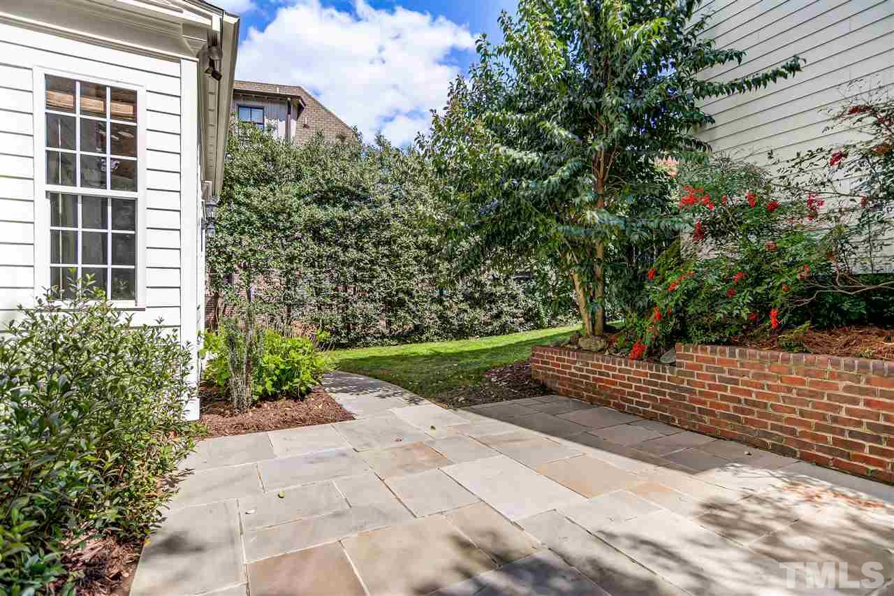 2306 Byrd Street Raleigh, NC 27608 - Photo 25 of 30