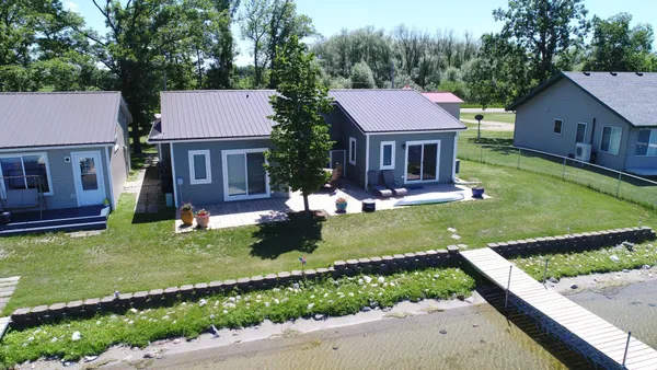 $305,000 | 27096 Little Floyd Lake Road, Unit 2, Detroit Lakes, MN 56501