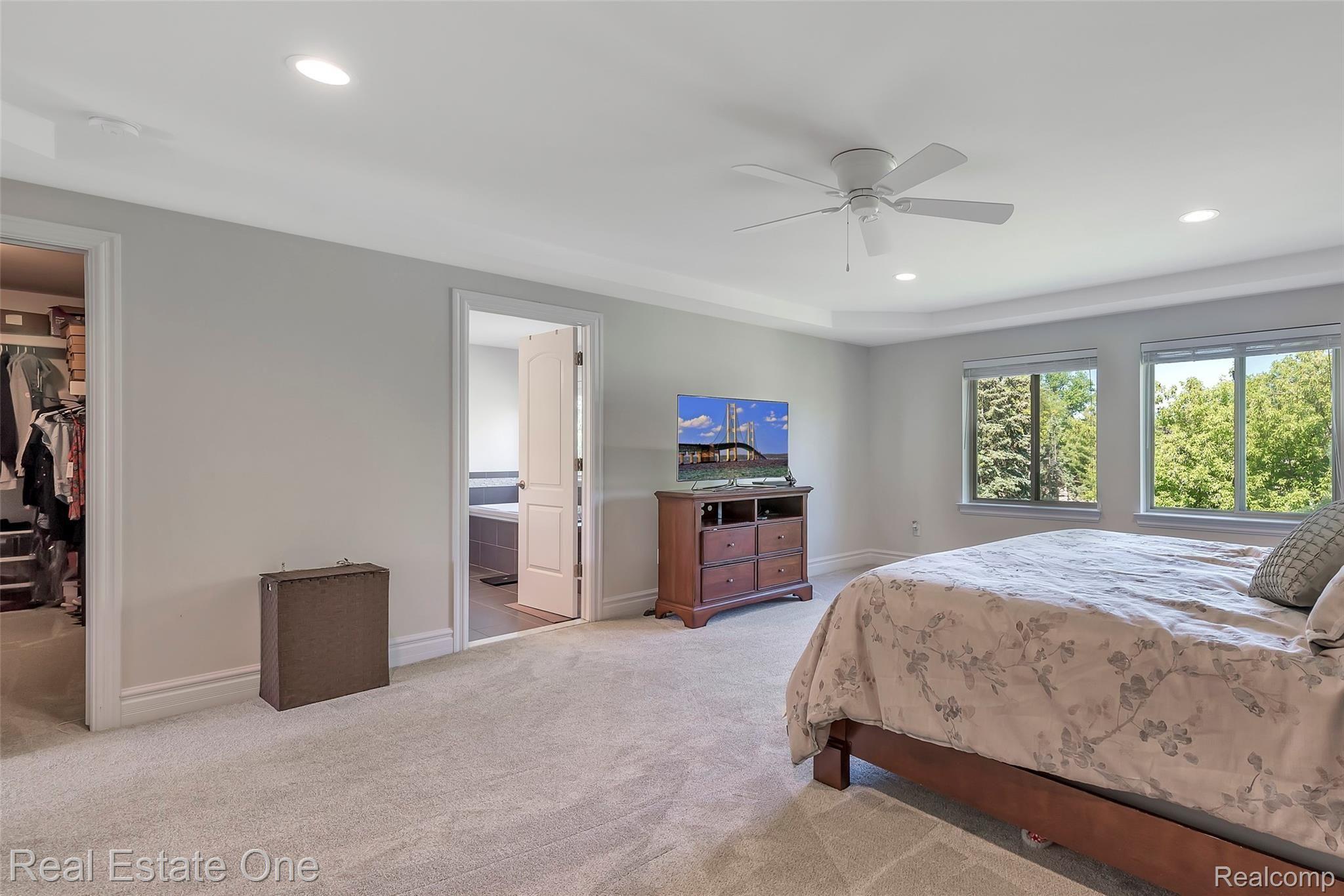 3769 Milano Ct. Rochester, MI 48307 - Photo 23 of 47 3769-Milano-Ct-Rochester-Hills-windowstill-22.jpg