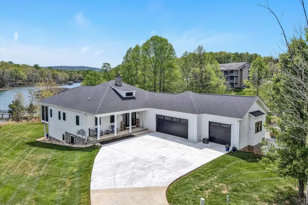 $1,350,000 | 1112 Coves End Road, Huddleston, VA 24104