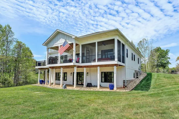 $1,350,000 | 1112 Coves End Road, Huddleston, VA 24104