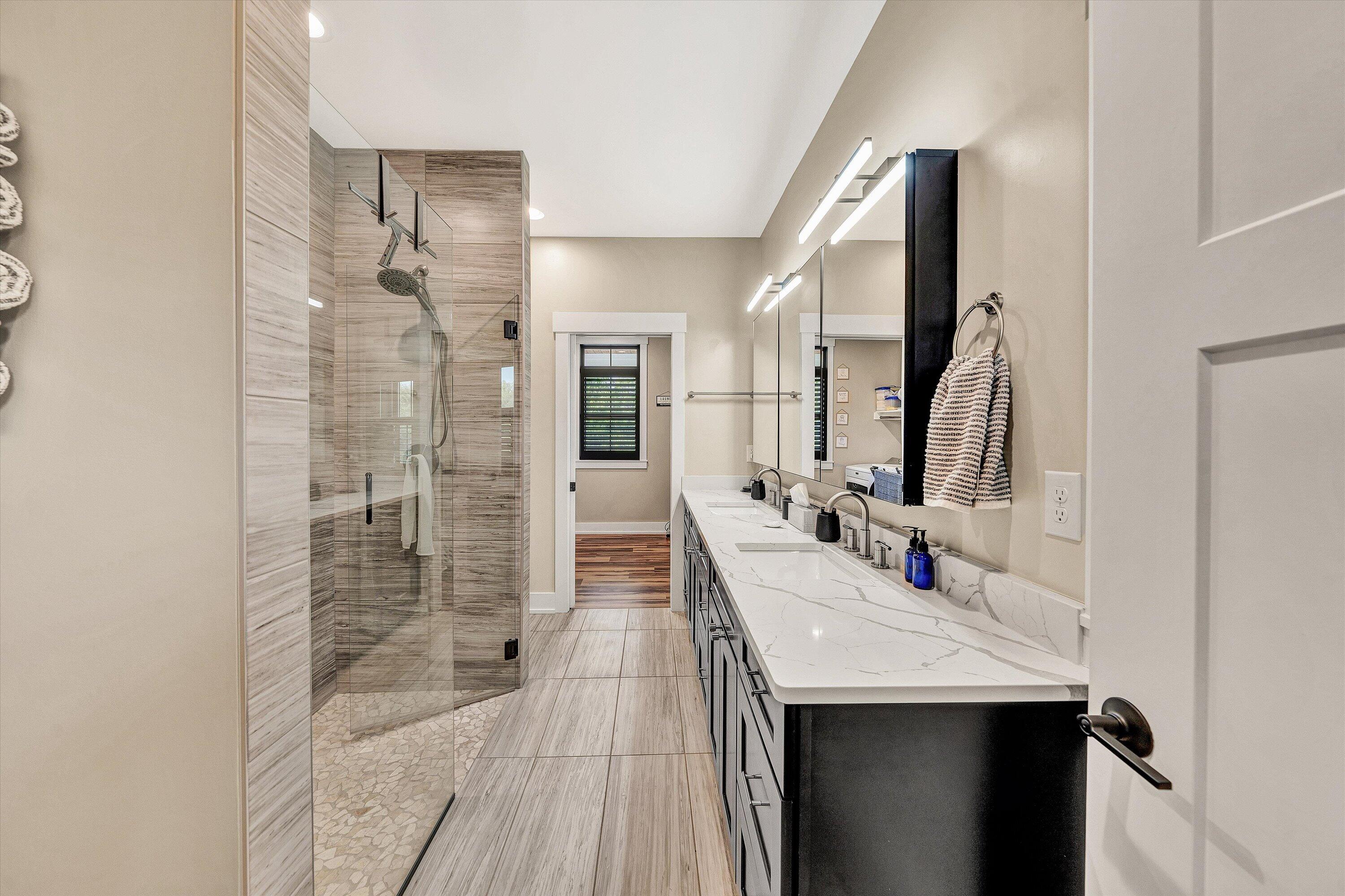 1112 Coves End Road Huddleston, VA 24104 - Photo 40 of 84 36-DSC00097