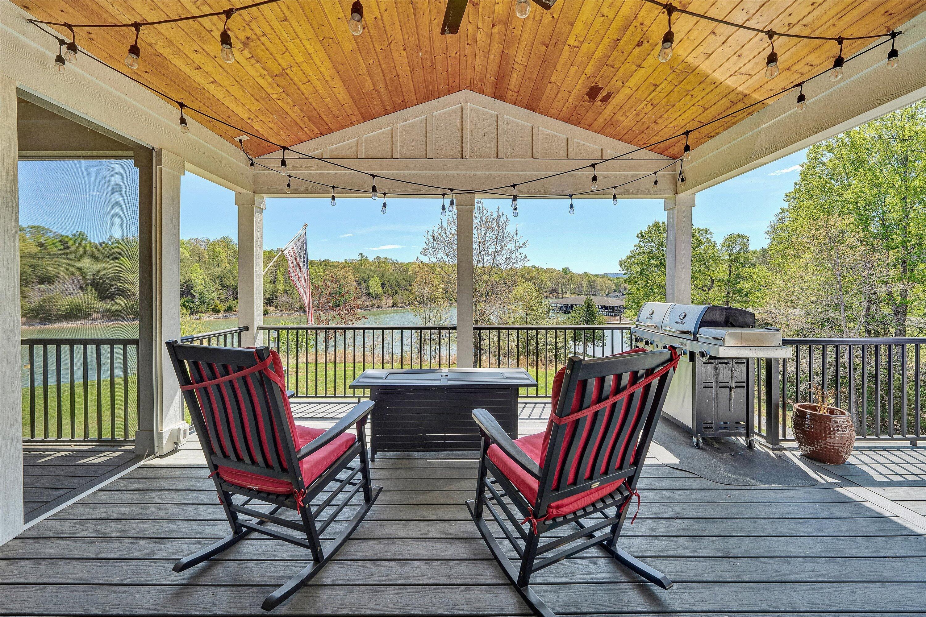 1112 Coves End Road Huddleston, VA 24104 - Photo 4 of 84 23-DSC00073