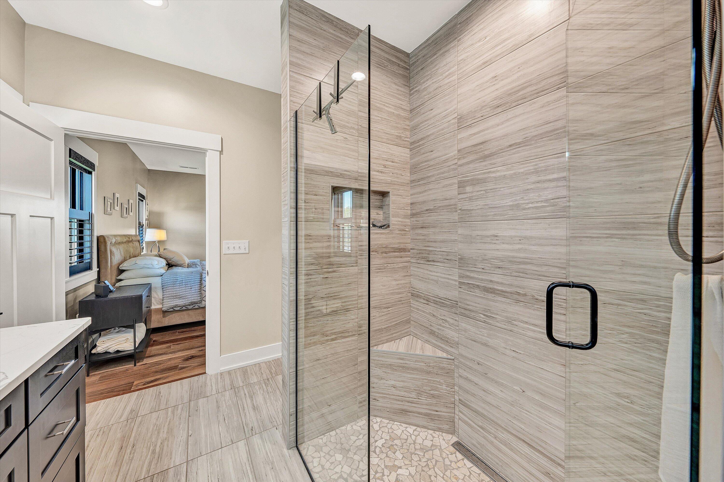 1112 Coves End Road Huddleston, VA 24104 - Photo 41 of 84 37-DSC00100