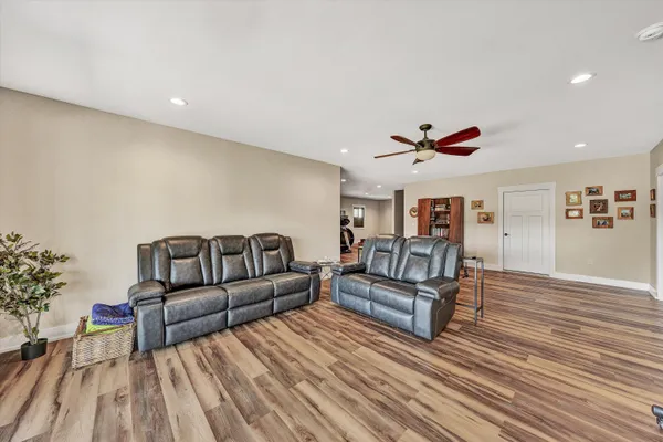 $1,350,000 | 1112 Coves End Road, Huddleston, VA 24104