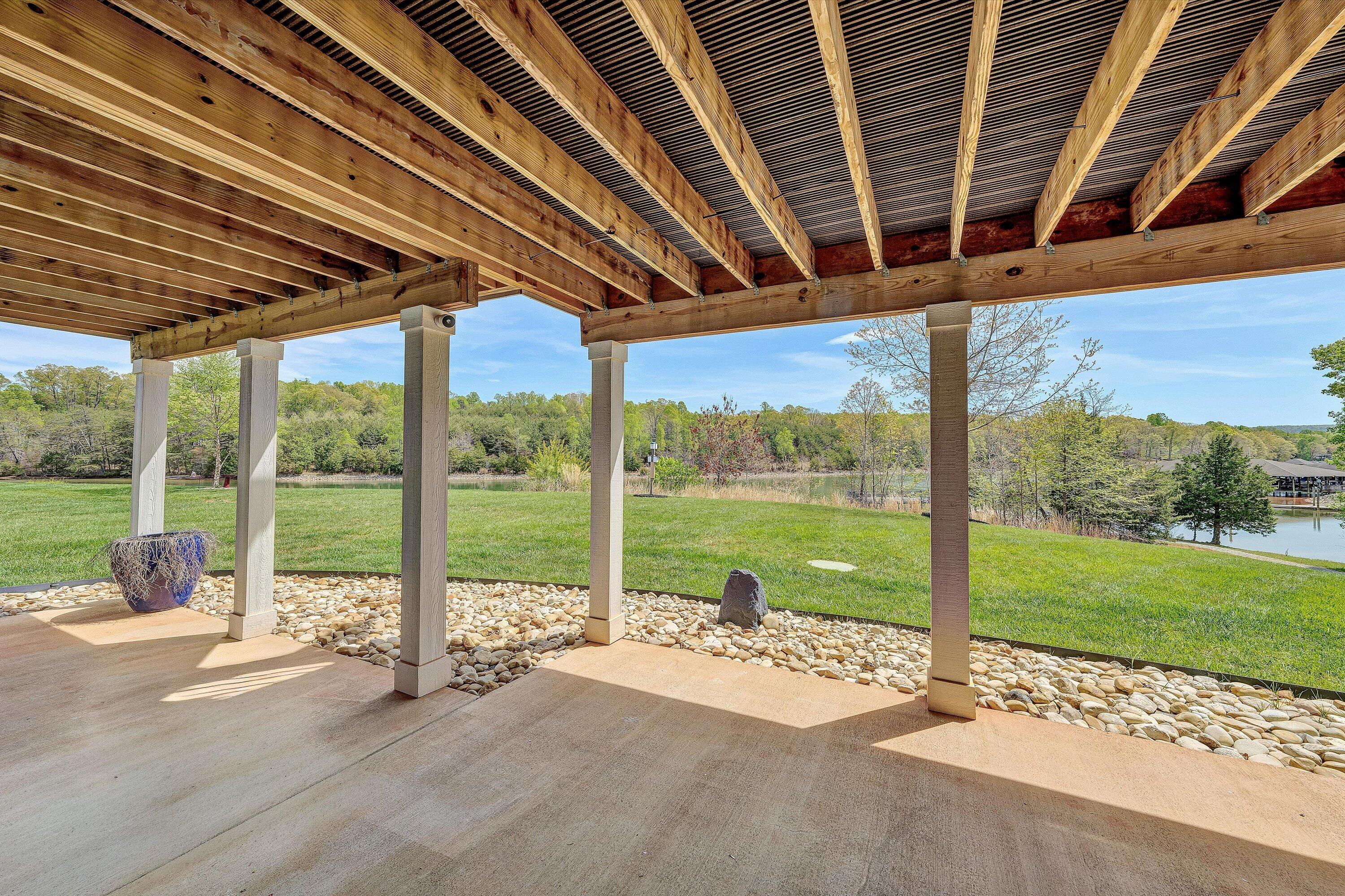 1112 Coves End Road Huddleston, VA 24104 - Photo 65 of 84 58-DSC00166