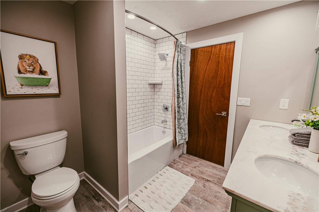 1385 Island Cottage Road Greece, NY 14612 - Photo 16 of 32