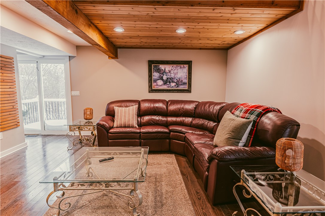 1385 Island Cottage Road Greece, NY 14612 - Photo 8 of 32