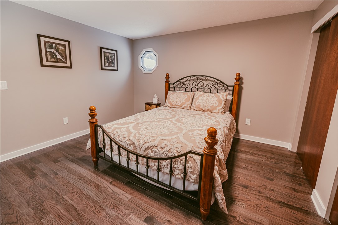 1385 Island Cottage Road Greece, NY 14612 - Photo 10 of 32