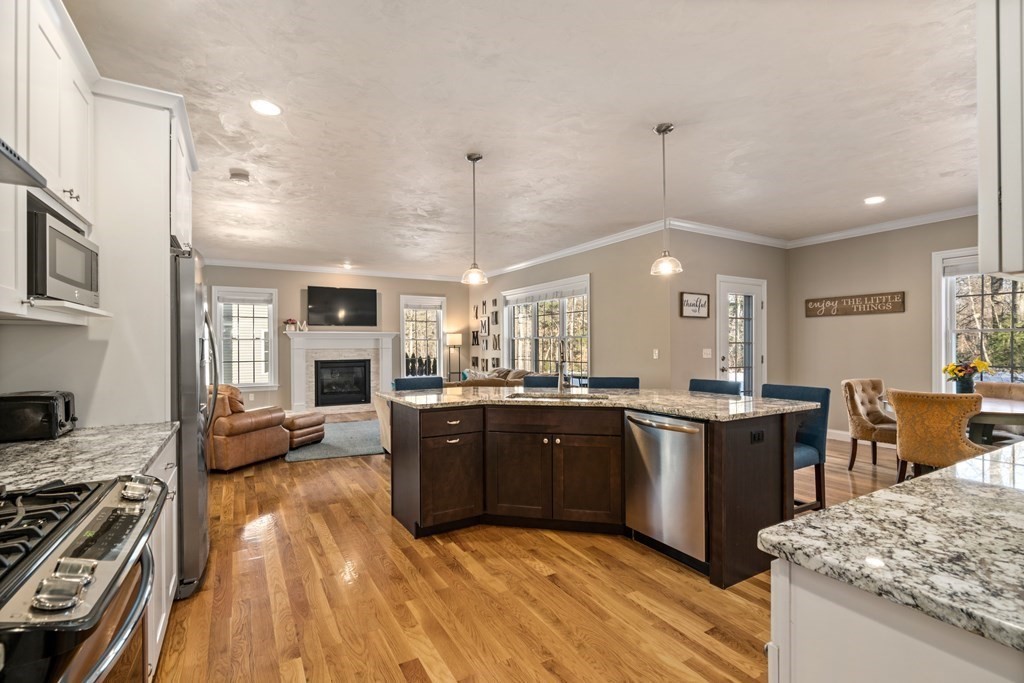 54 Jordan Road Holden, MA 01520 - Photo 14 of 37 Gallery Image 14