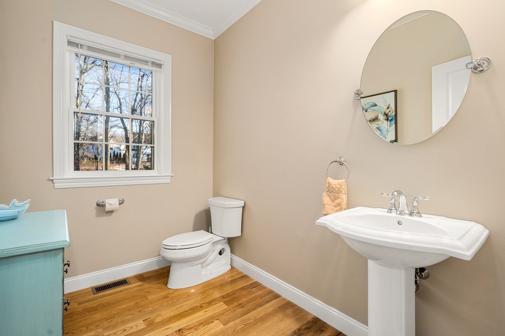 54 Jordan Road Holden, MA 01520 - Photo 22 of 37 Gallery Image 22
