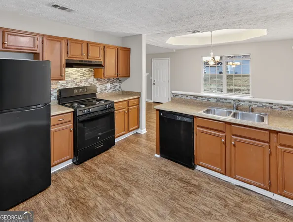 $239,900 | 5602 Tunbridge Wells Road, Lithonia, GA 30058