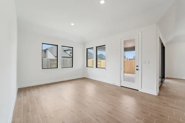 $499,990 | 16231 Sheridan River Trail, Conroe, TX 77302