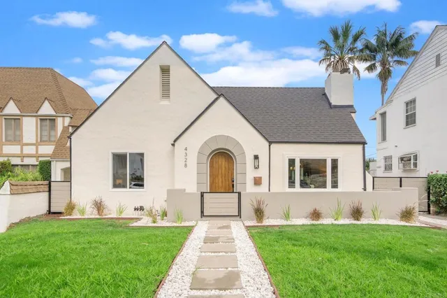 $1,349,000 | 4328 Angeles Vista Boulevard, Los Angeles, CA 90008