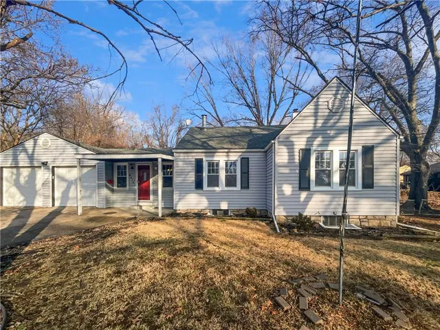 $222,000 | 9314 East 68 Terrace, Raytown, MO 64133