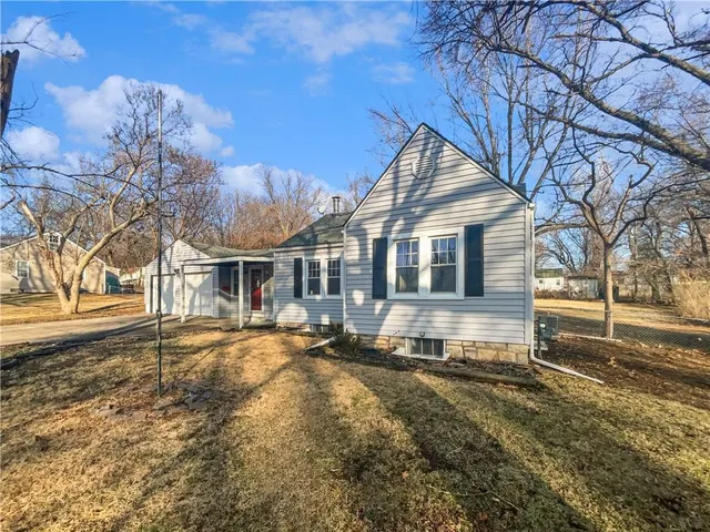 $222,000 | 9314 East 68 Terrace, Raytown, MO 64133