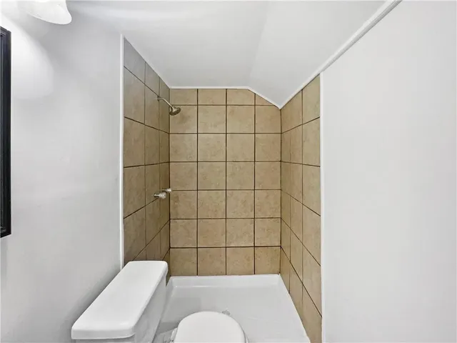 $222,000 | 9314 East 68 Terrace, Raytown, MO 64133