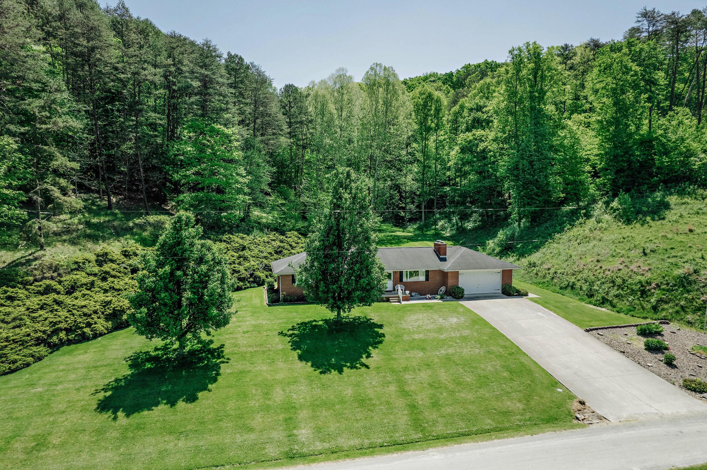 2734 Erwin Road Jackson, OH 45640 - Photo 34 of 60 001