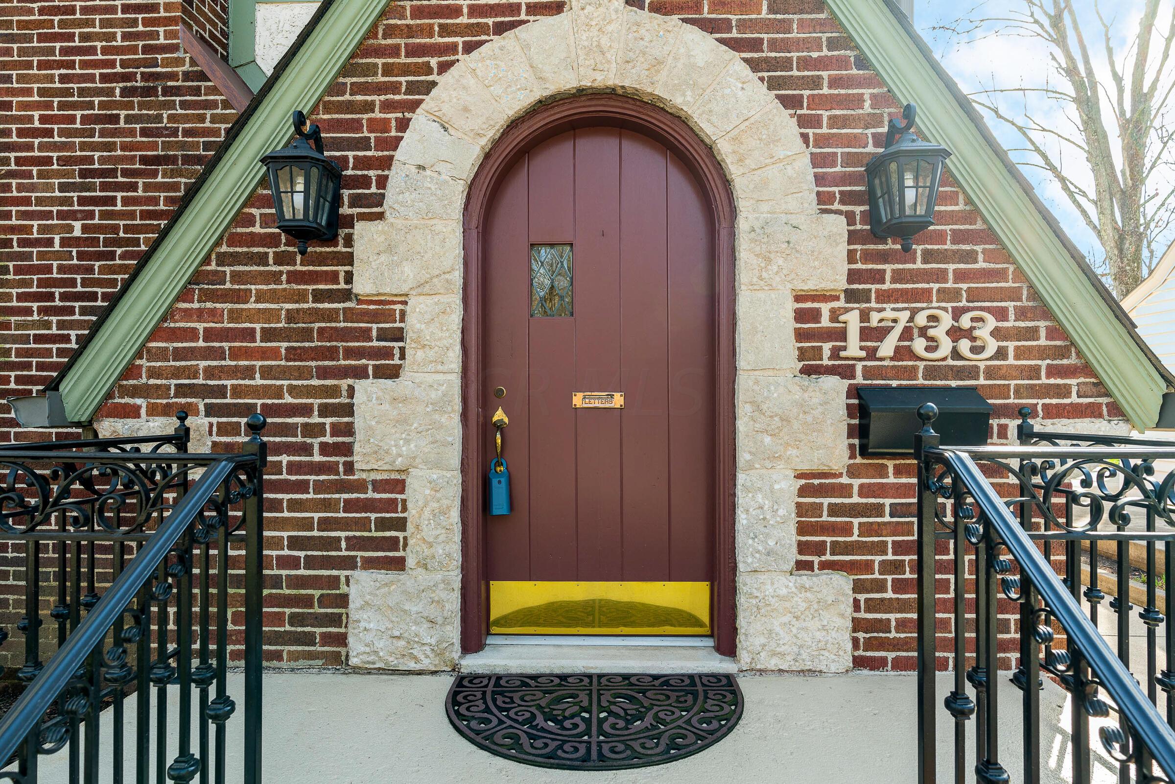 1733 Cardiff Road Columbus, OH 43221 - Photo 3 of 54 1733 Cardiff Rd-3