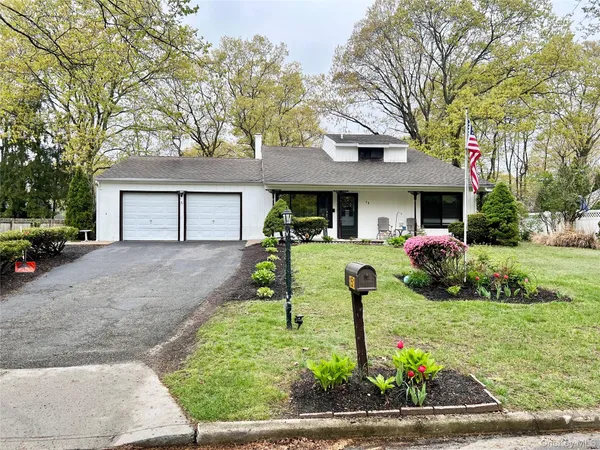 $699,990 | 151 Sequoia Drive, Coram, NY 11727