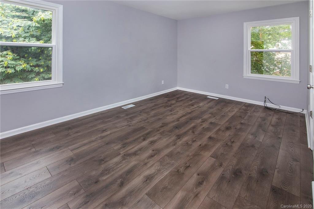 5720 Lawrence Orr Road Charlotte, NC 28212 - Photo 13 of 19 a view of a room that has a window in it