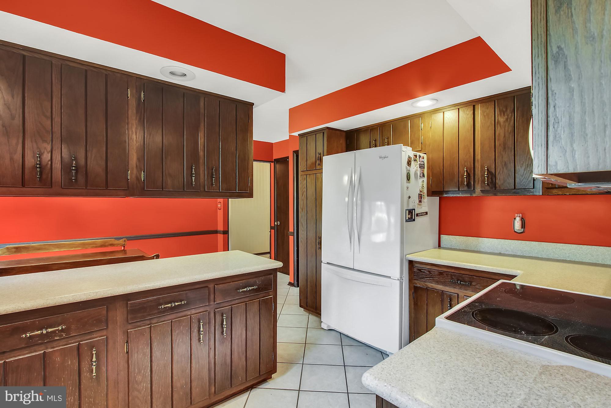 2835 Lehigh Road York, PA 17402 - Photo 11 of 28 Gallery Image 11