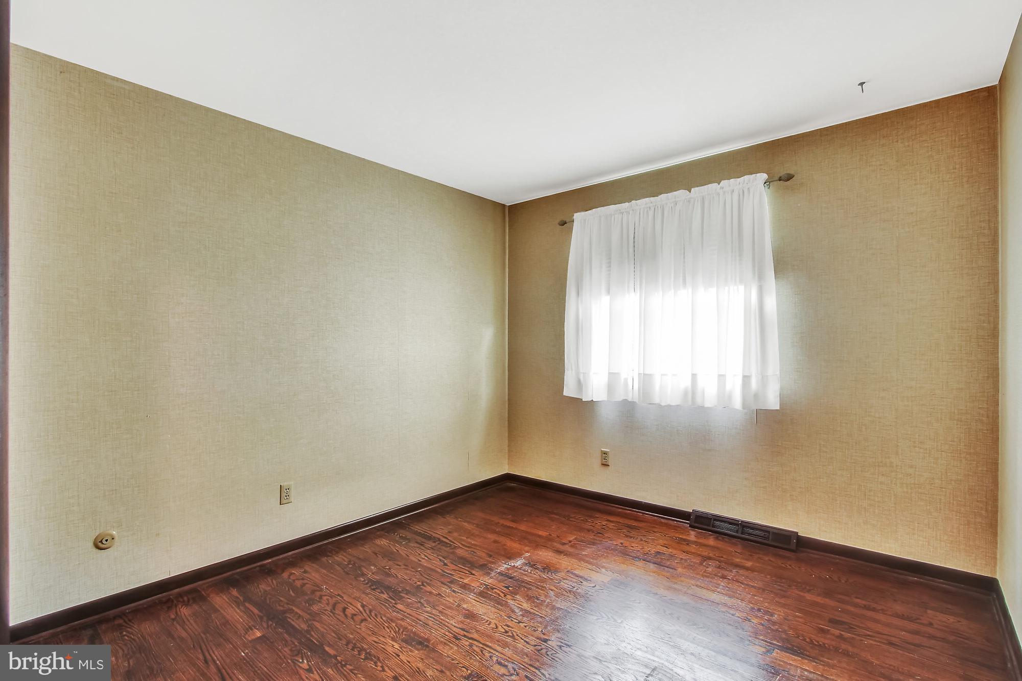 2835 Lehigh Road York, PA 17402 - Photo 17 of 28 Gallery Image 17