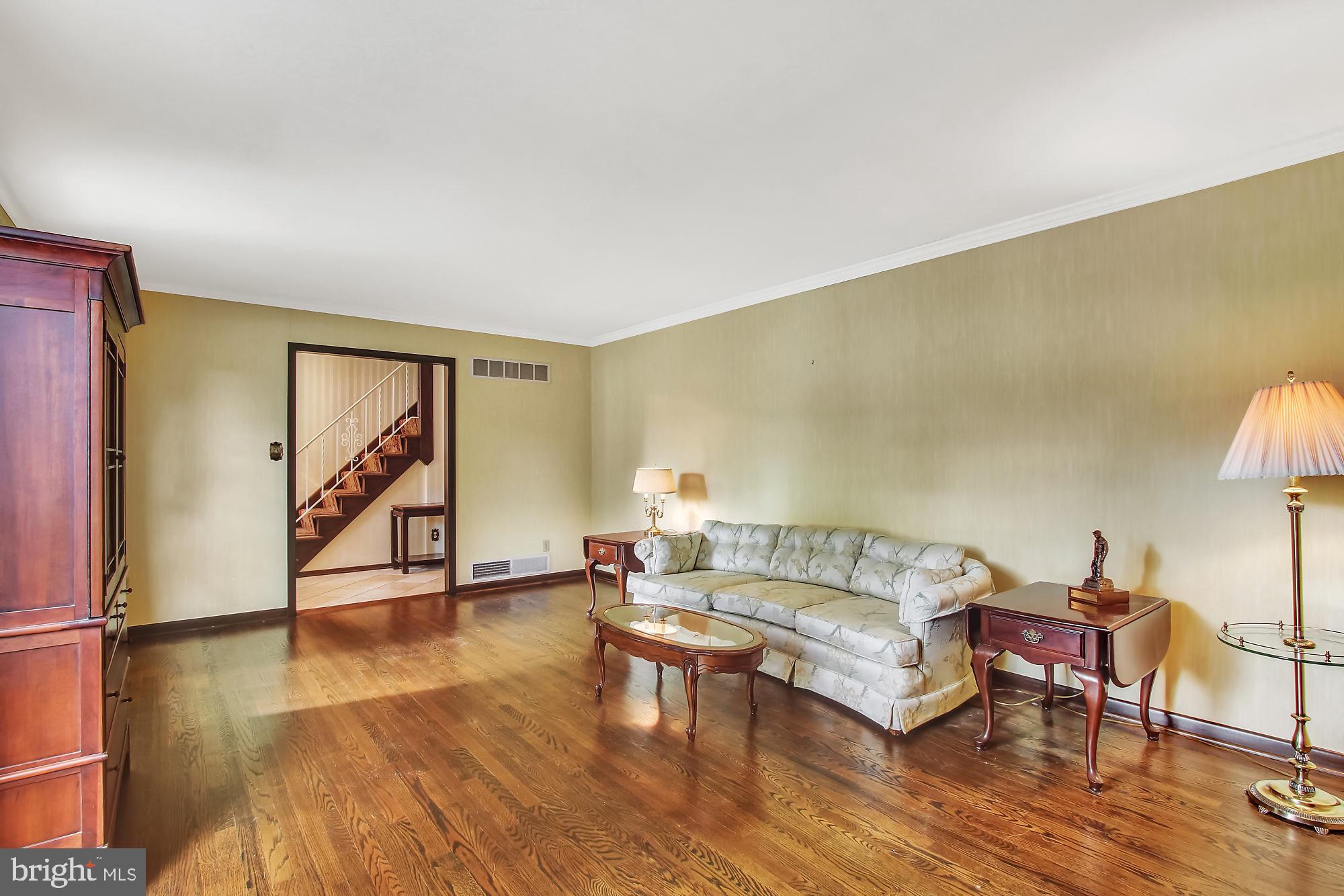 2835 Lehigh Road York, PA 17402 - Photo 5 of 28 Gallery Image 5