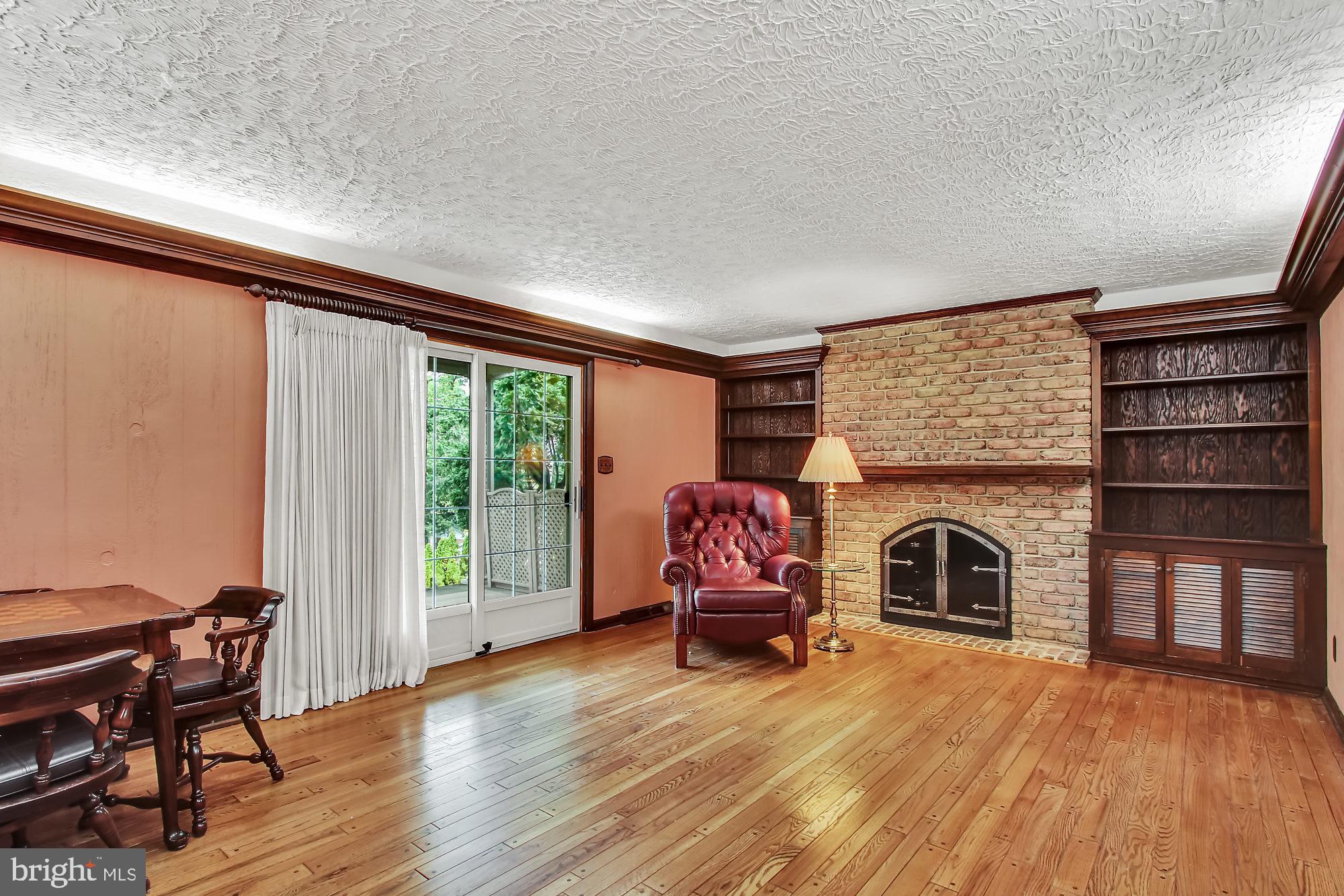 2835 Lehigh Road York, PA 17402 - Photo 7 of 28 Gallery Image 7
