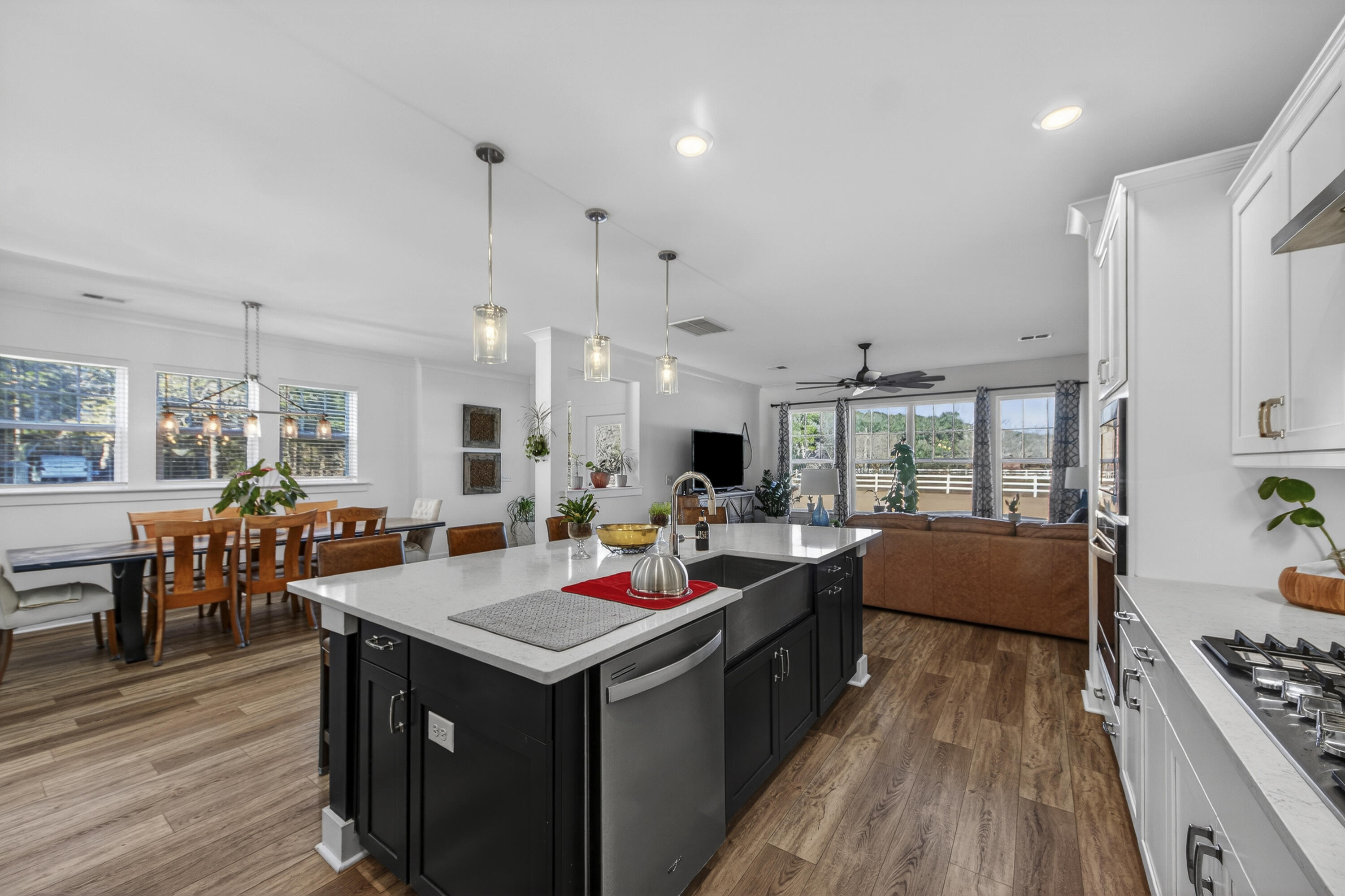 6128 Highway 165 Ravenel, SC 29470 - Photo 7 of 49 _01A5457