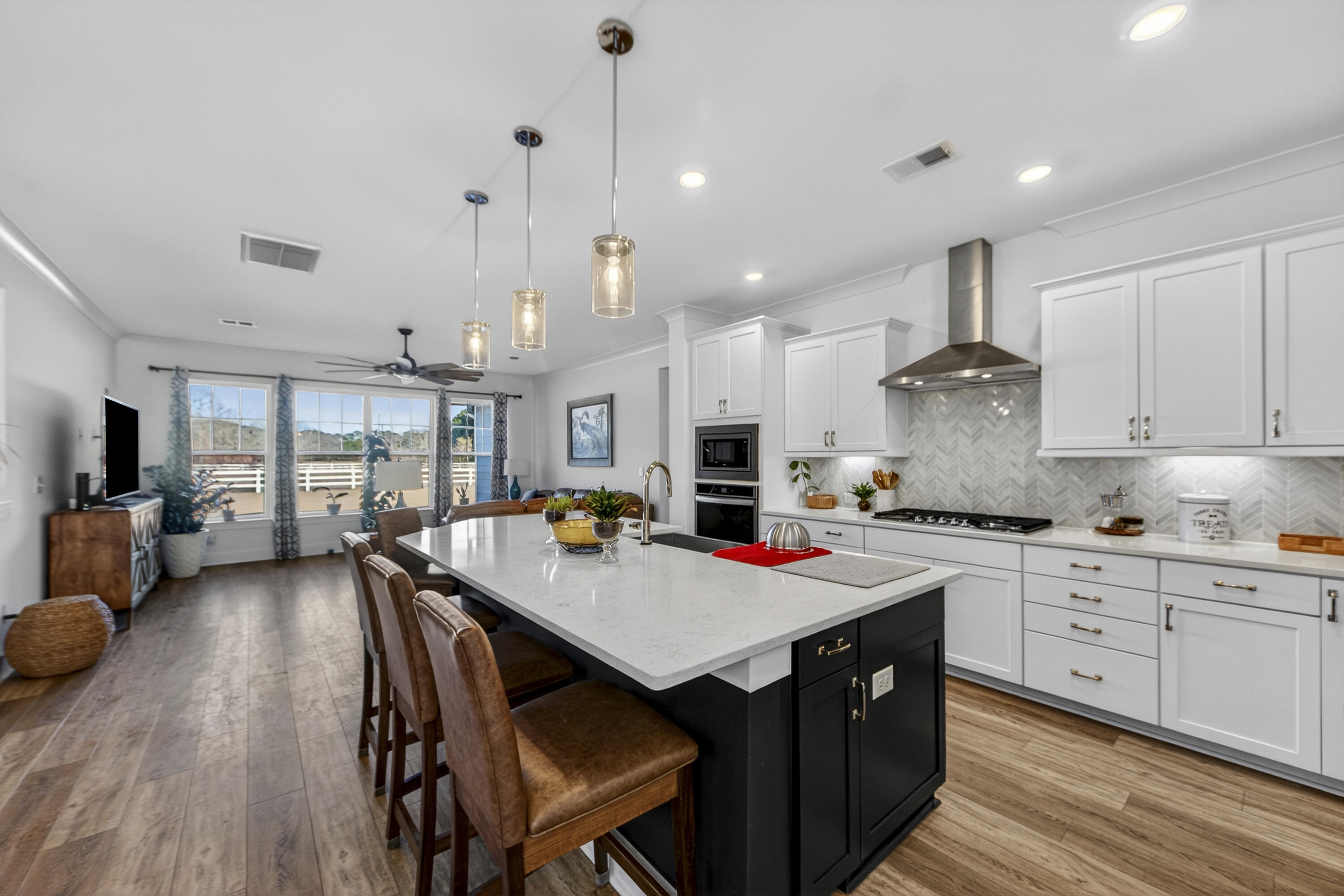 6128 Highway 165 Ravenel, SC 29470 - Photo 8 of 49 _01A5419