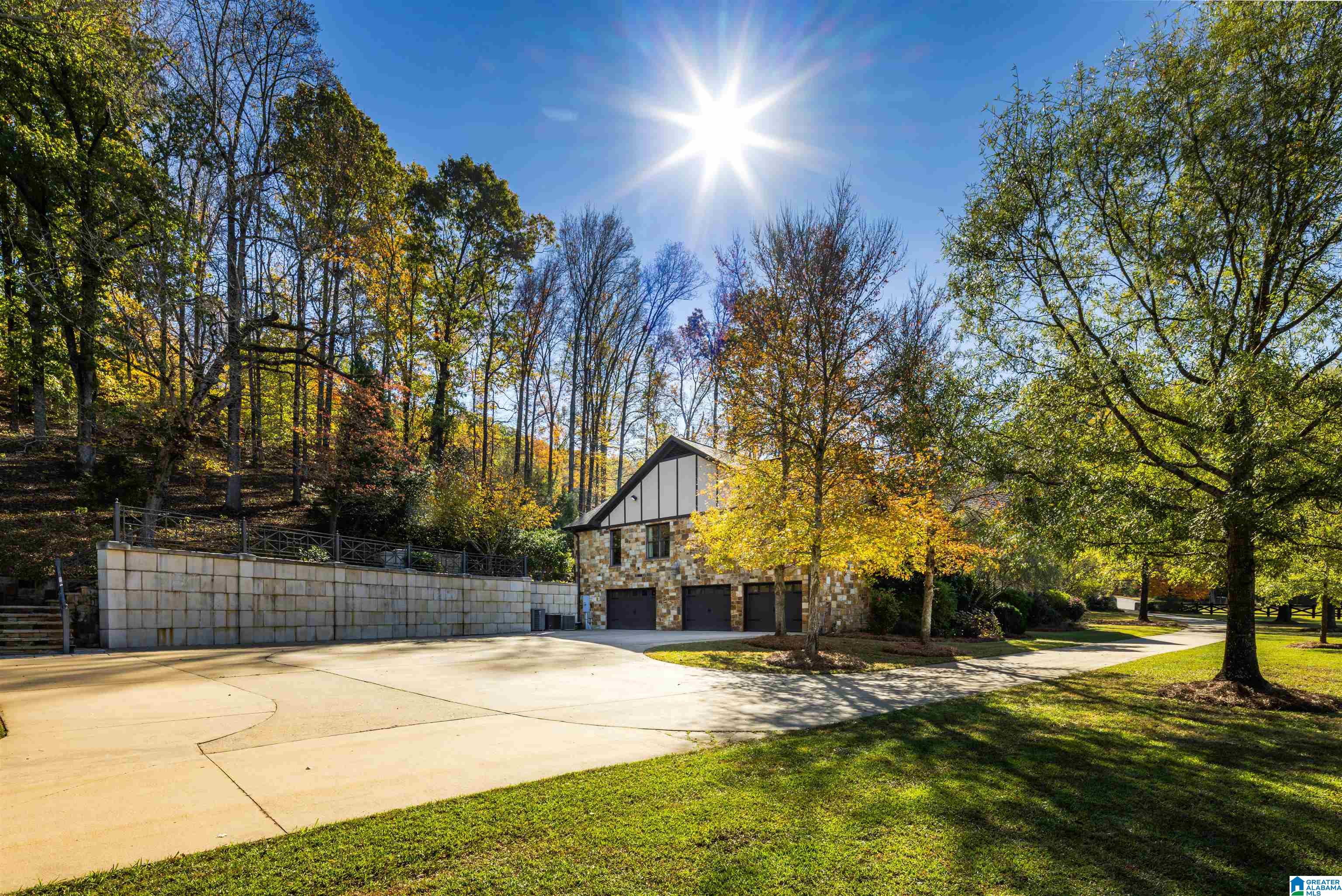 405 Indian Trail Road Pelham, AL 35124 - Photo 7 of 99