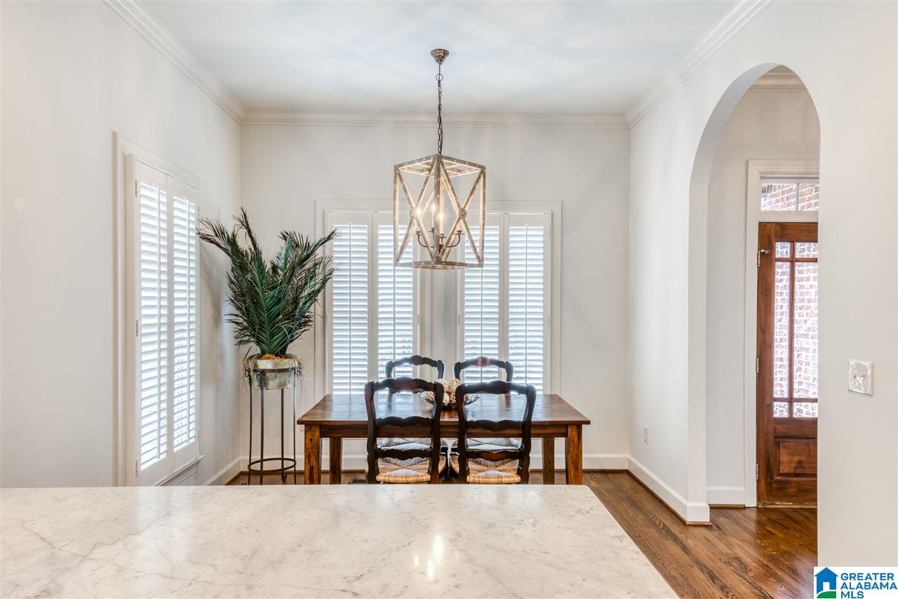 127 East Hawthorne Road Birmingham, AL 35209 - Photo 11 of 32