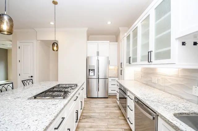 $3,390 | 710 Stanford Street, Unit B, Houston, TX 77019