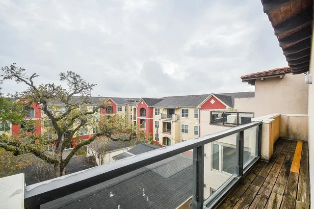 $3,390 | 710 Stanford Street, Unit B, Houston, TX 77019