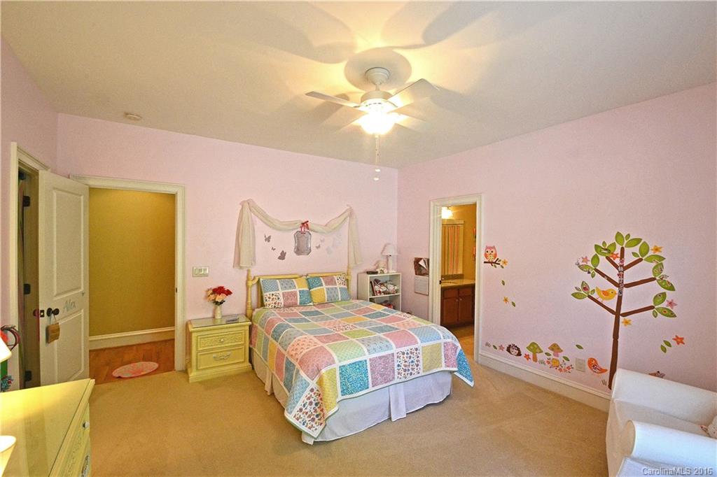 7137 Signer Road Charlotte, NC 28278 - Photo 14 of 24 Gallery Image 14