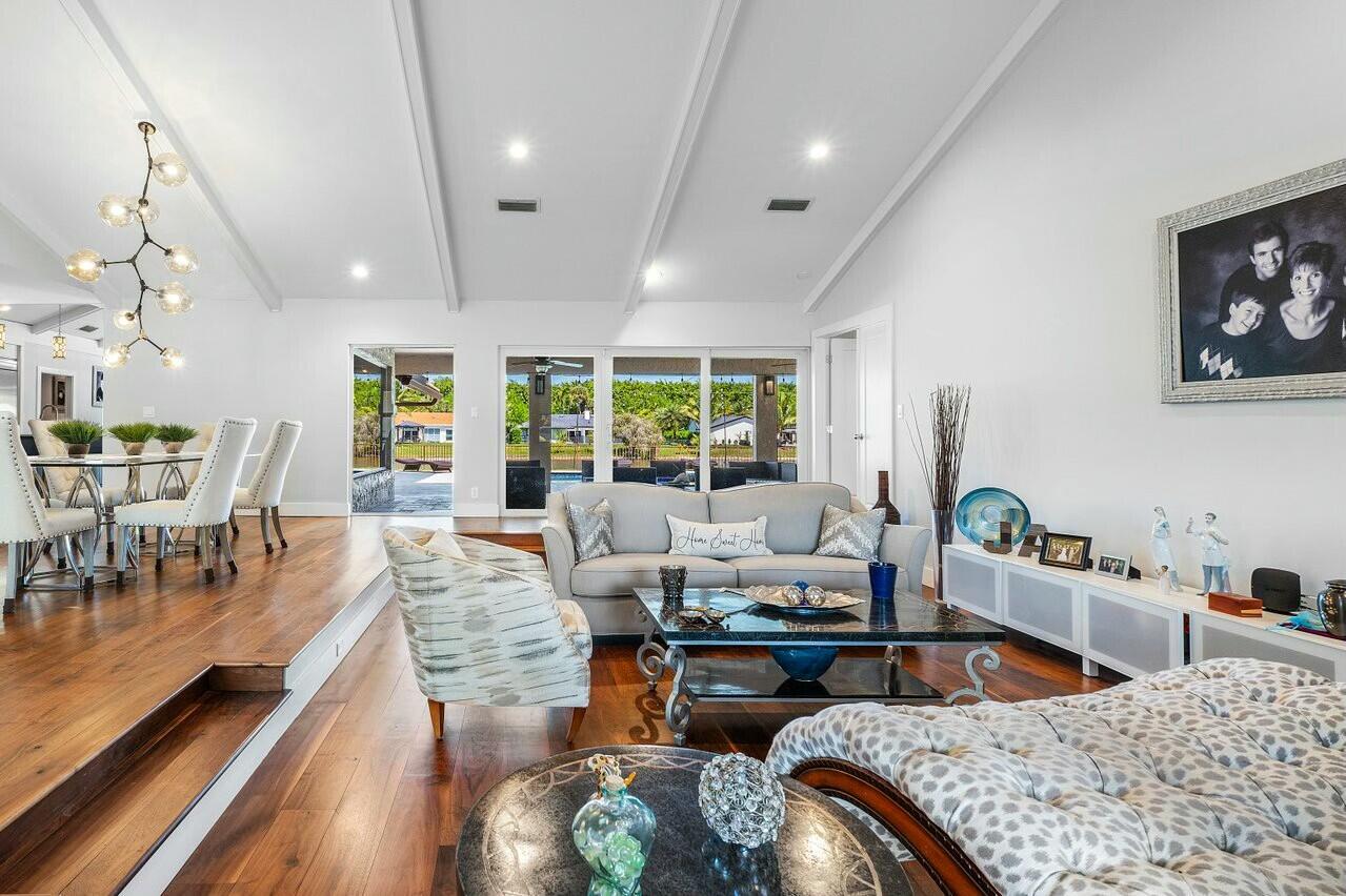 7619 Marbella Terrace Boca Raton, FL 33433 - Photo 8 of 67 tempImageSoxgry