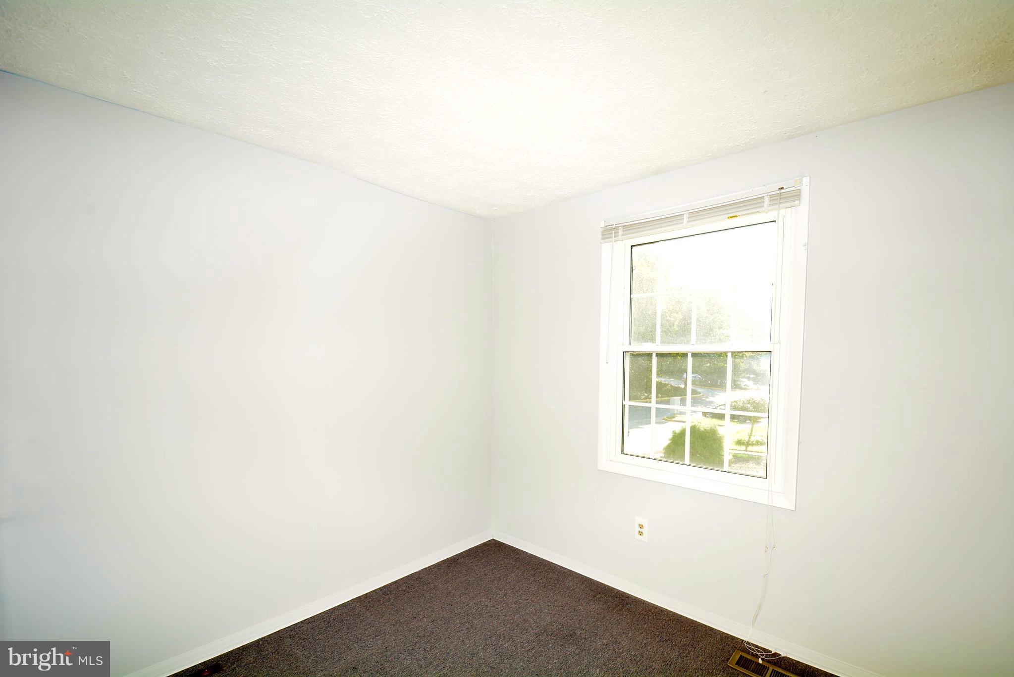 11555 Underoak Court Reston, VA 20191 - Photo 11 of 22 Another Good Size Bedroom