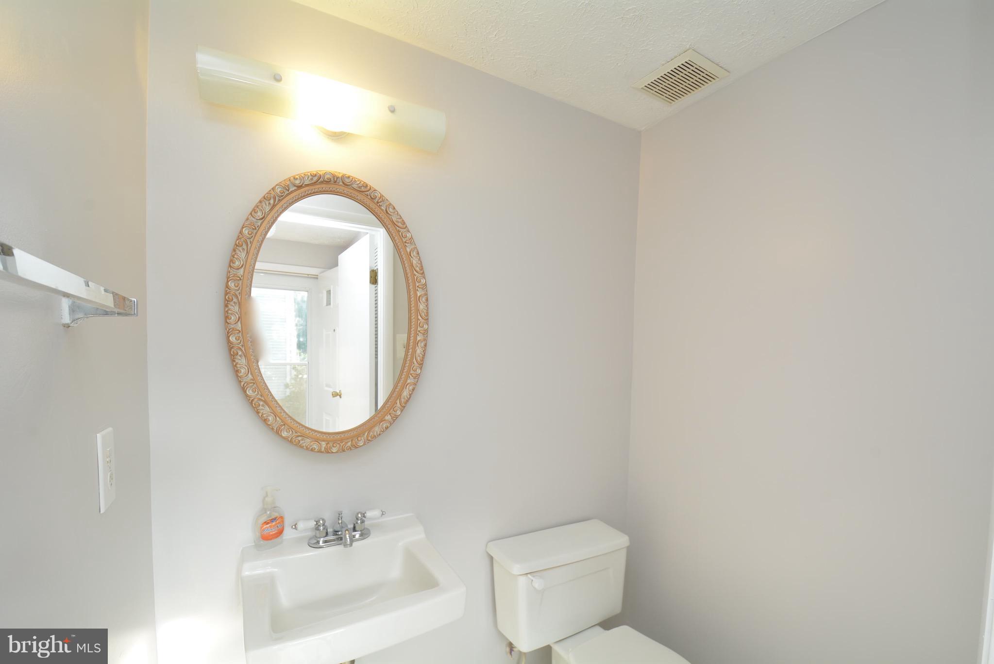 11555 Underoak Court Reston, VA 20191 - Photo 3 of 22 1/2 Bath on Main Level for Guests