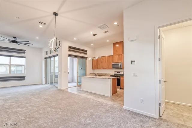 $600,000 | 643 Grey Saker Street, Las Vegas, NV 89138