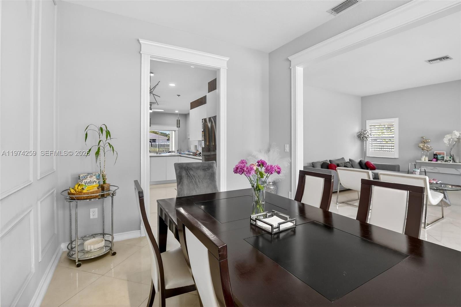 4301 Diamond Row Weston, FL 33331 - Photo 17 of 47