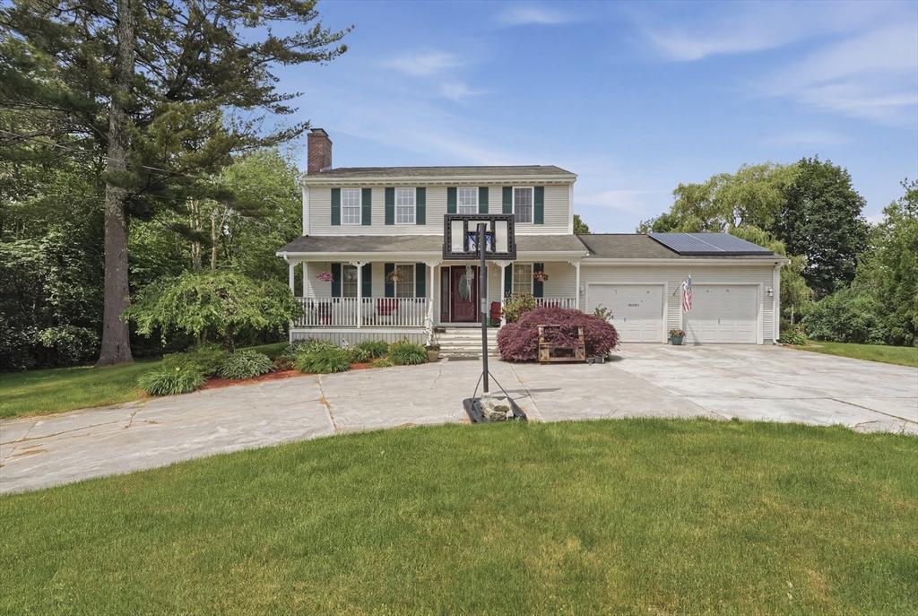 1527 Main Street Acushnet, MA 02743 - Photo 2 of 32