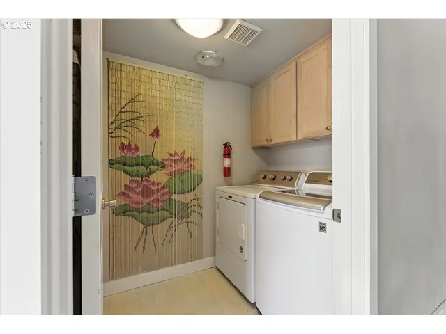 $329,000 | 1443 Northeast Village Street, Fairview, OR 97024