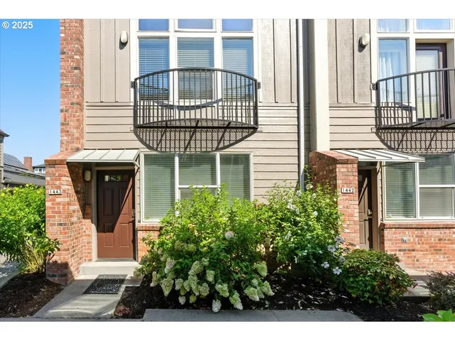 $329,000 | 1443 Northeast Village Street, Fairview, OR 97024